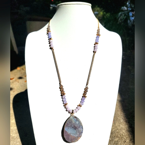 Druzy Crystal Pendant Beaded Necklace - Picture 3 of 3